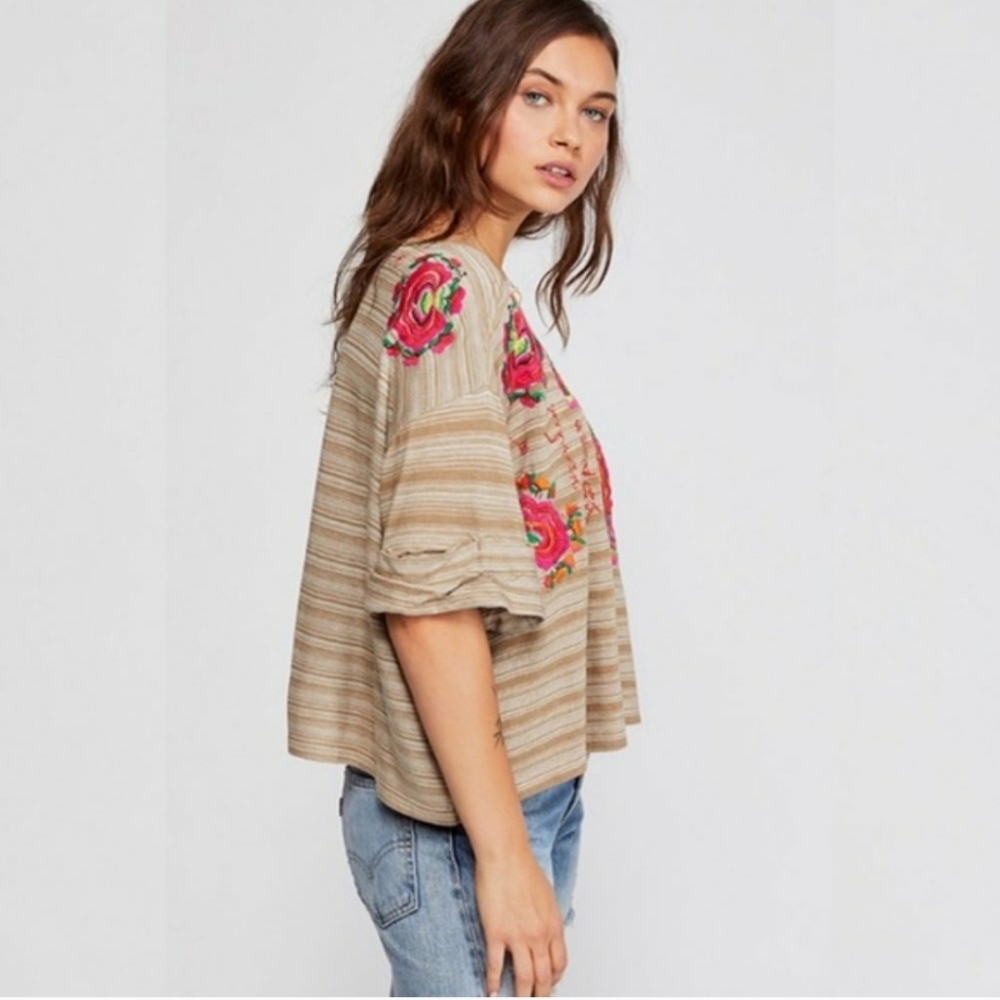 Free People Catalunya Embroidered Oversized Cropped Top in Mushroom Combo Size L - Picture 12 of 16